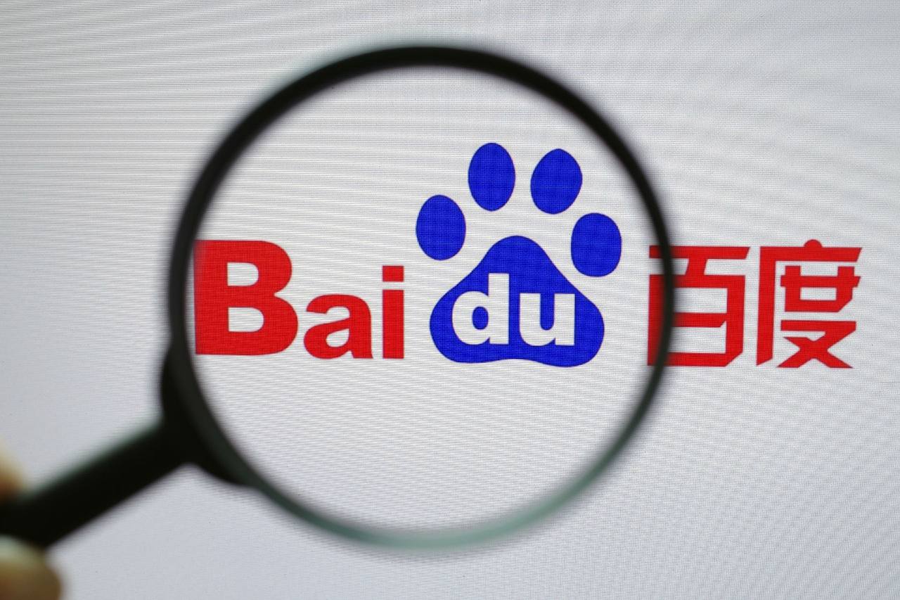 被学生抢鸡排的校长离世